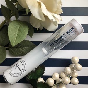 IT Heavenly Skin CC+ Perfecting Brush #702